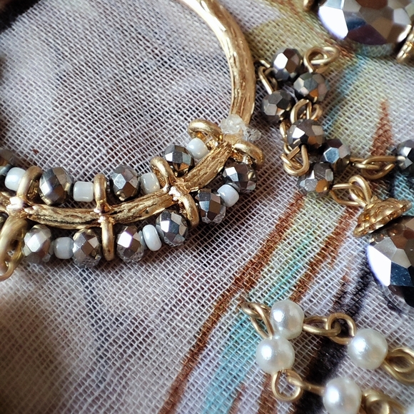 PLUNDER Brand Faux Iridescent White Pearl Gold Tone Hematite Faceted Stones NWOT - Picture 6 of 7